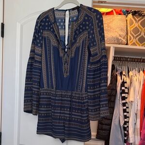 BCBGMaxAzria Navy Blue Patterned Long Sleeve Romper